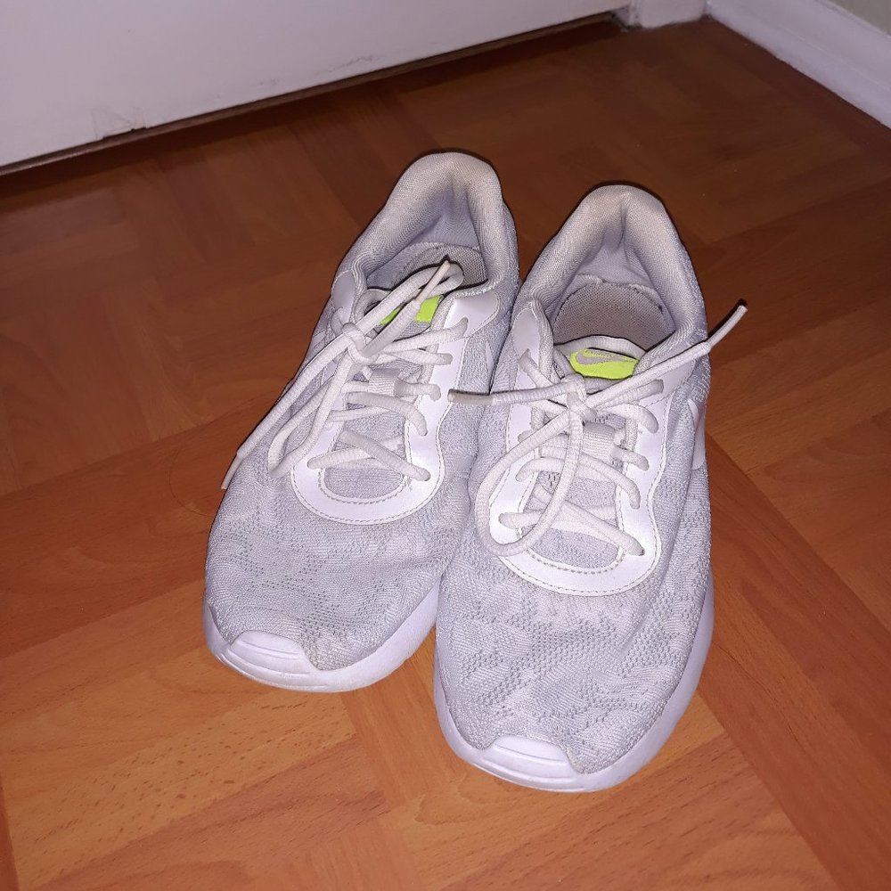 White Nike Sneakers